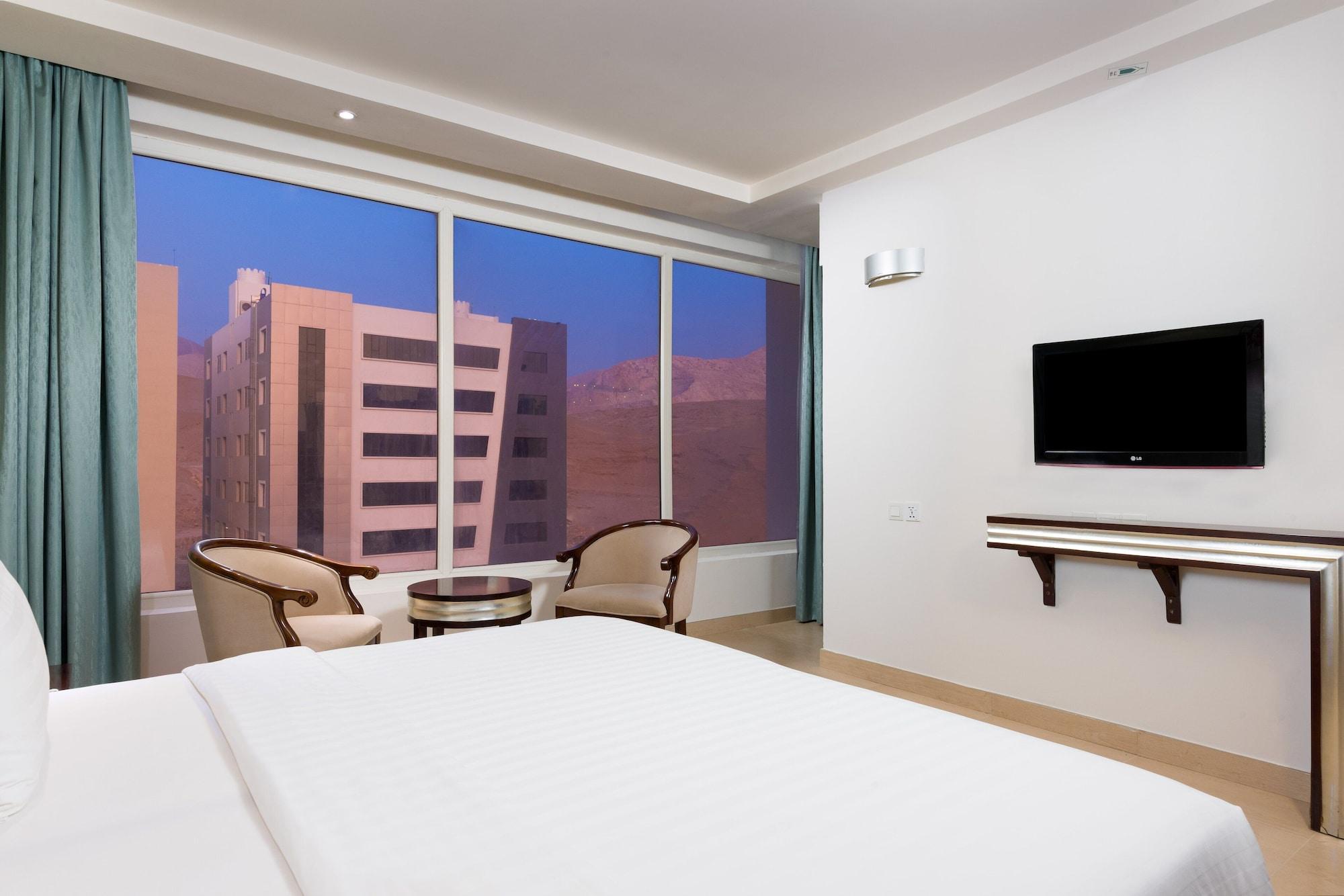 Centara Life Muscat Dunes Hotel Exteriör bild