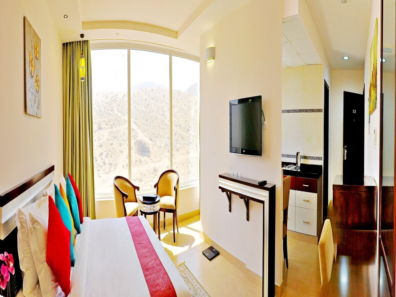 Centara Life Muscat Dunes Hotel Exteriör bild